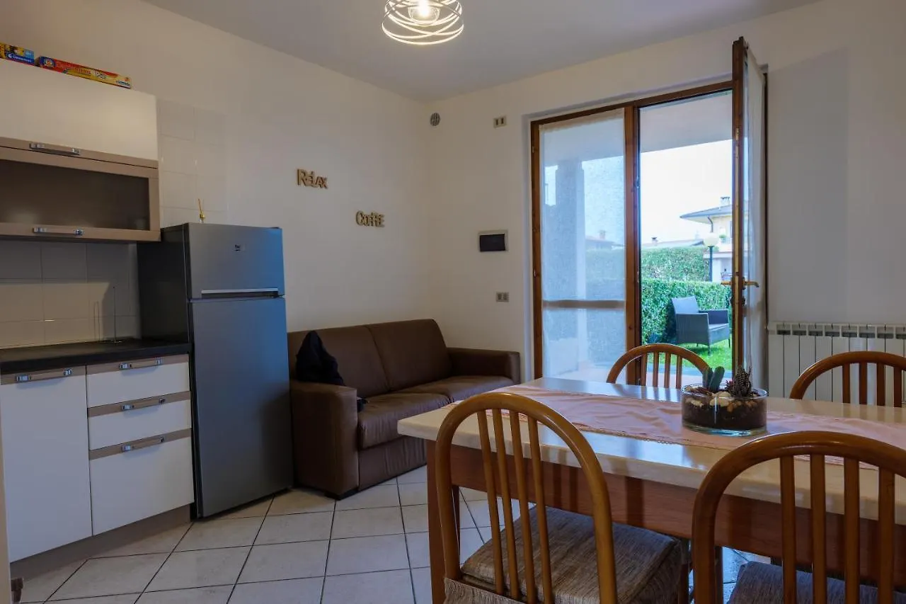Apollo'S Apartment Sirmione 0*,  Italy