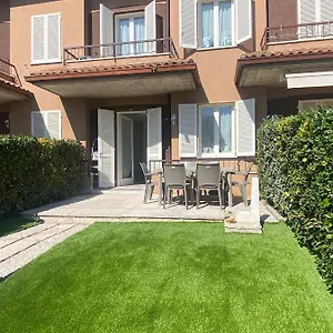 Casa - Con Giardino Ferienhaus